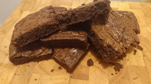 chocolate brownies on wood