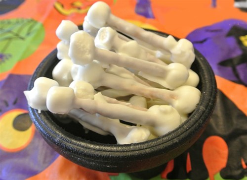 Marshmallow -Pretzel -Bones